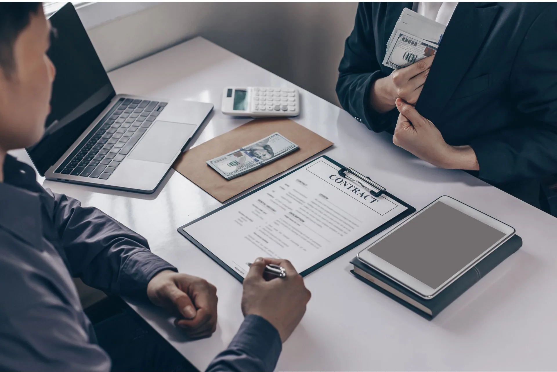 Contracts Translation in Dubai